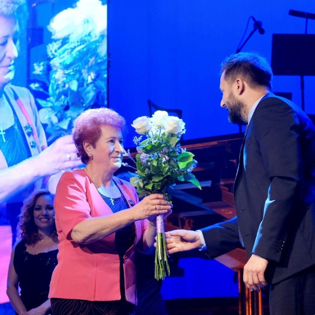 fotka z odovzdávania cien primátora